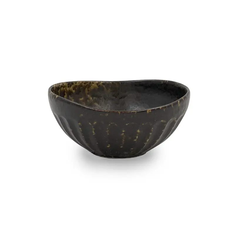 Black Kessho Kobachi Bowl – Minimalist Shaved Rim, 13 Fl Oz, 5.3" Diameter 1