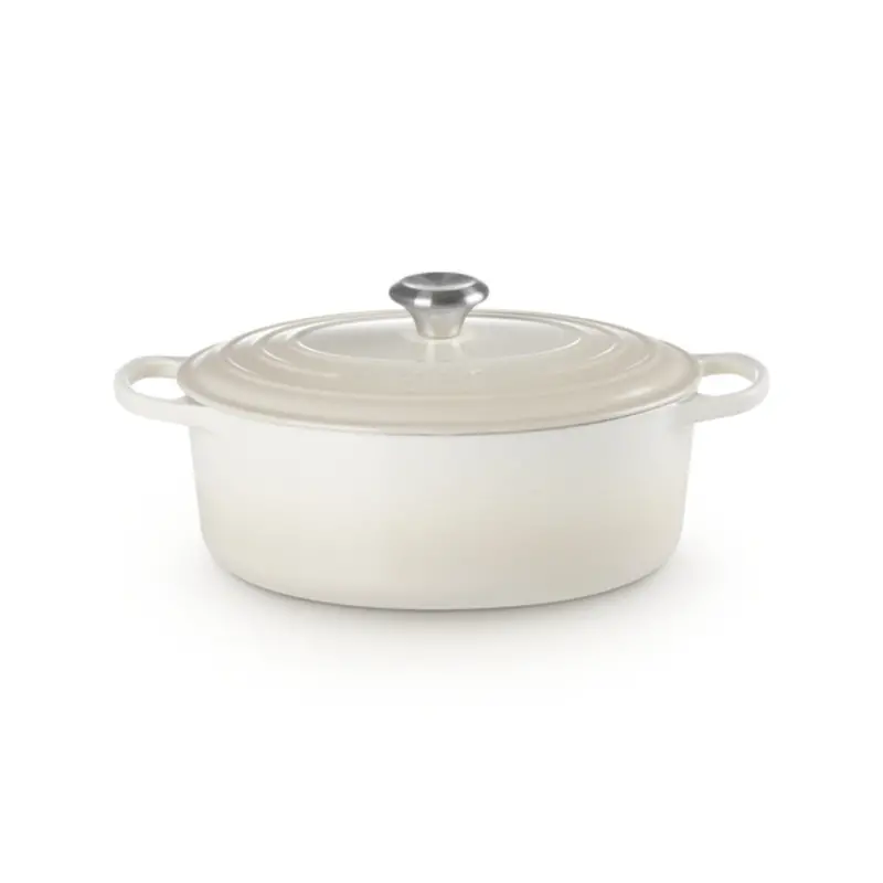 Le Creuset Signature Oval Cast Iron Casserole – Meringue, 31 Cm 1
