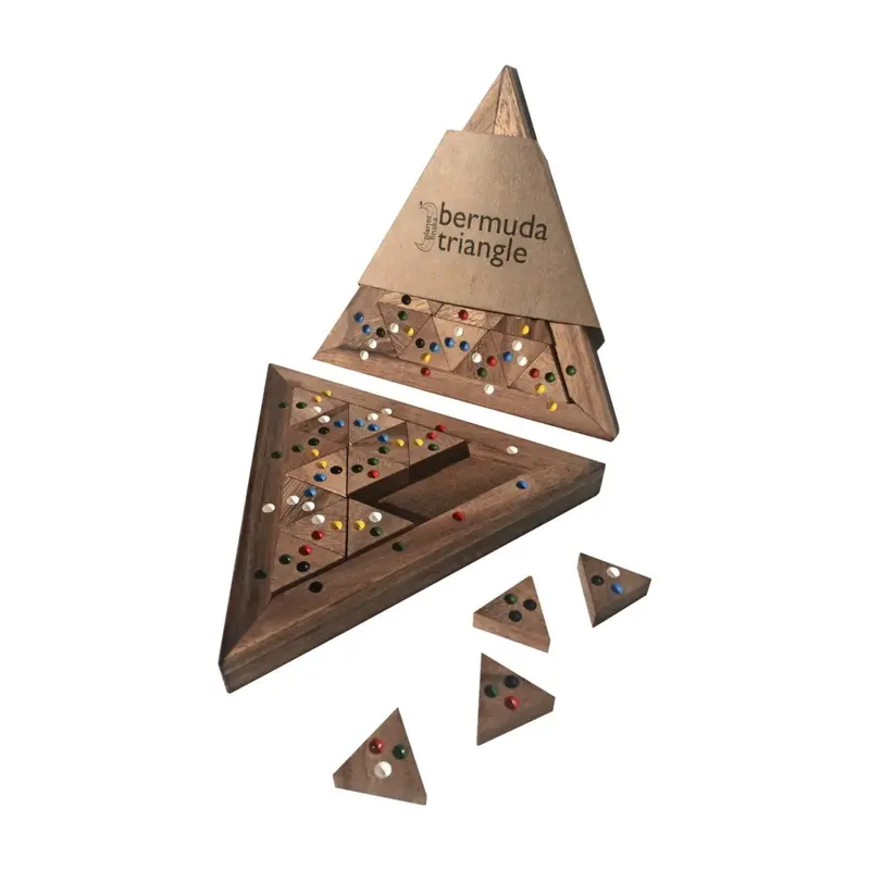 Planet Finska Bermuda Triangle Lawn Game 1