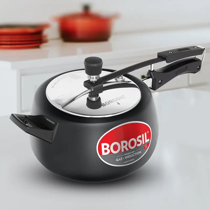 Pronto Heavy-Duty Hard-Anodized Pressure Cooker 1