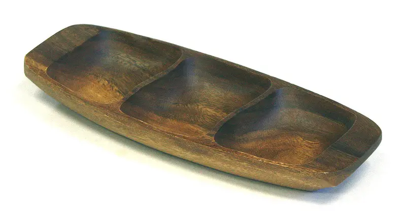 Wavy Three-Compartment Acacia Serving Tray – 13-Inch Organic Mountain Woods Brown Design 1